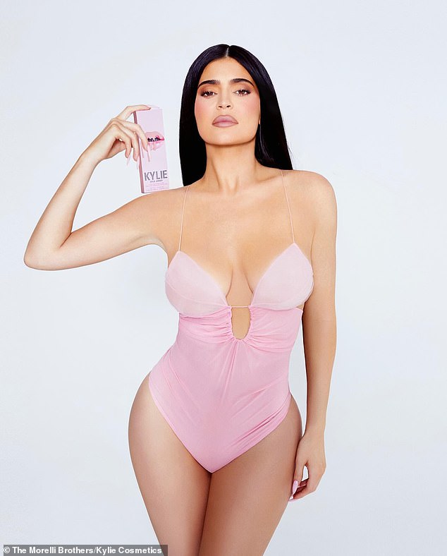 Pretty in pink! Kylie Jenner resembled a Sєxy cowgirl in a series of new campaign pH๏τos for her popular makeup brand, Kylie Cosmetics, which she launched at just 18