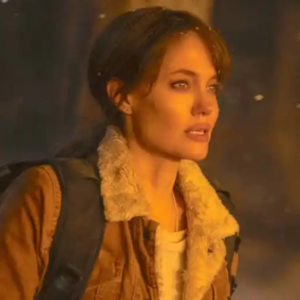 Hannah Faber, played by Angelina Jolie, is a smoke jumper, which means she jumps from airplanes into raging forest fires to fight them