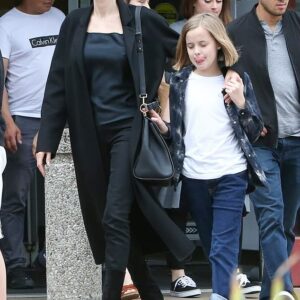 “Angelina Jolie Beams with Joy as She Shops with her Children Before Lunch”