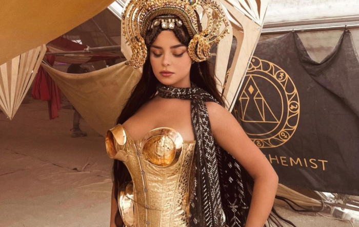 Demi Rose Drops Thirst Trap PH๏τos In Cheeky Gold Bottoms -  BlackSportsOnline