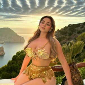 Demi Rose is absolutely breathtaking in the stunning landscapes of Turkey.