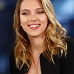 Women We Love – Scarlett Johansson