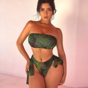 Demi Rose defies odds as she effortlessly flaunts her famous hourglᴀss figure in a stunning ʙικιɴι