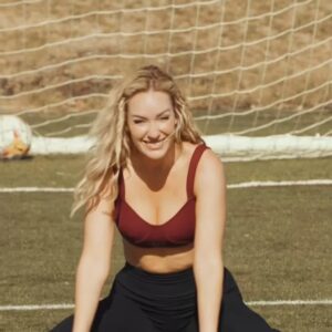 Paige Spiranac strips & does Ronaldo’s ‘Siu’ cele as World Cup spirit takes over