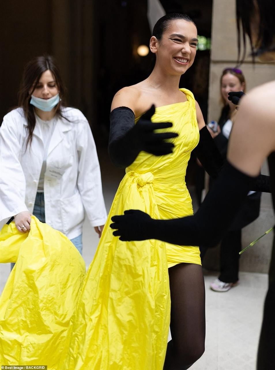 Bella Hadid, Dua Lipa, Nicole Kidman and Kim Kardashian walk for Balenciaga | Daily Mail Online