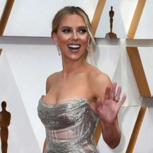 Scarlett Johansson to Make Directorial Debut with ‘Eleanor the Great’