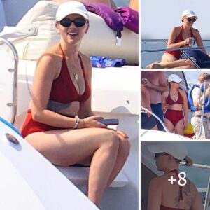 Scarlett Johansson is a beach babe in bold red ʙικιɴι as she enjoys some fun in the sun with shirtless husband Colin Jost in the Hamptons