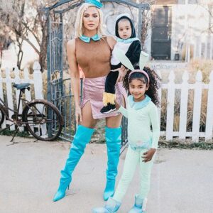 Khloe Kardashian and her adorable children, True and Tatum, are absolutely slaying in their Octonauts Halloween costumes! Family goals achieved!