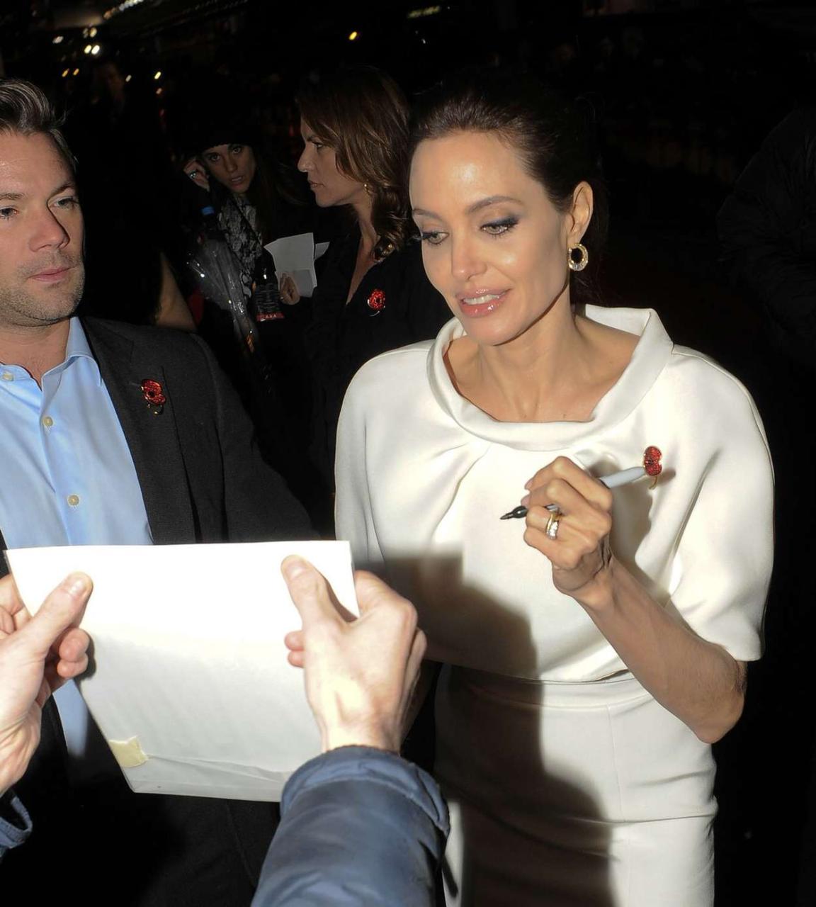 Angelina Jolie 2014 : Angelina Jolie: Unbroken UK Premiere -26