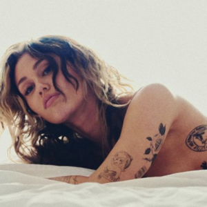 Miley Cyrus is the queen of sideboob in new topless pics