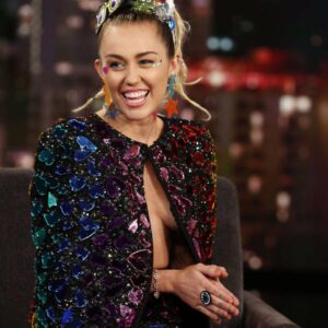 Miley Cyrus dazzles in Hollywood glamour on ‘Jimmy Kimmel Live’, owning the stage with her commanding presence and magnetic performance.